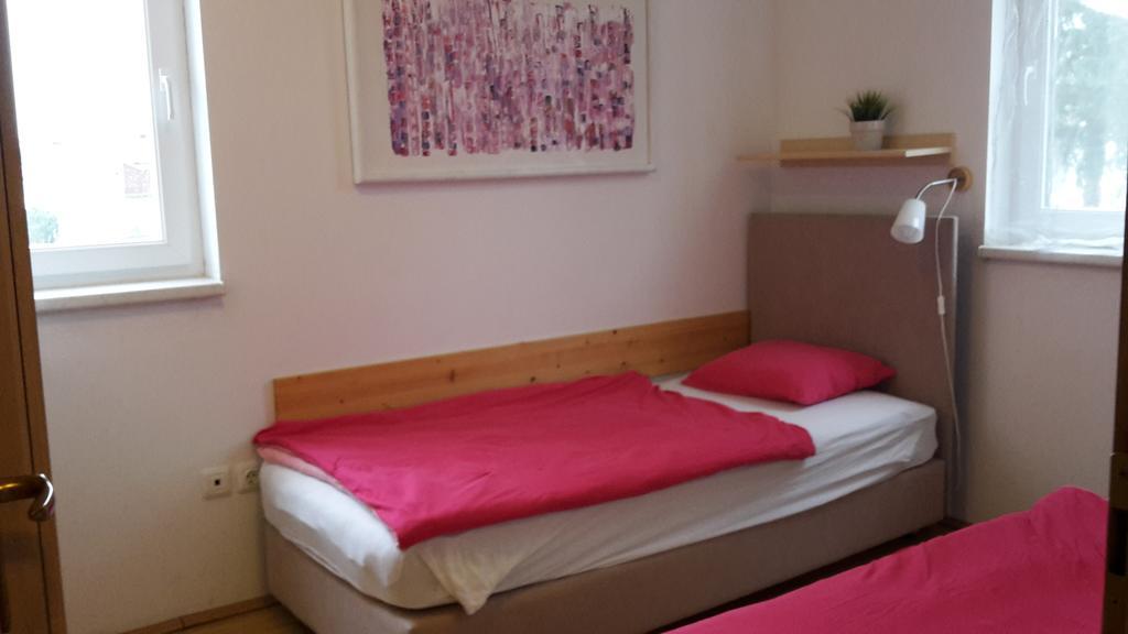 Apartments Henc Novigrad  Ngoại thất bức ảnh