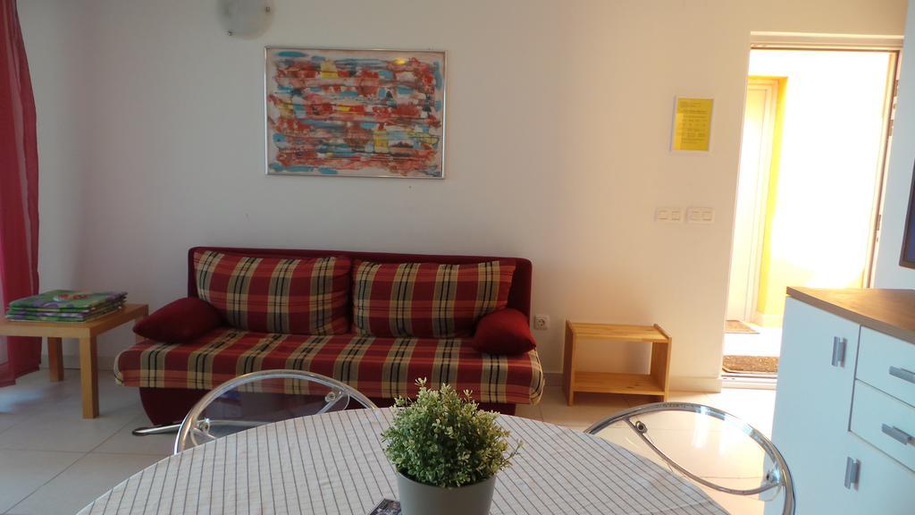 Apartments Henc Novigrad  Ngoại thất bức ảnh